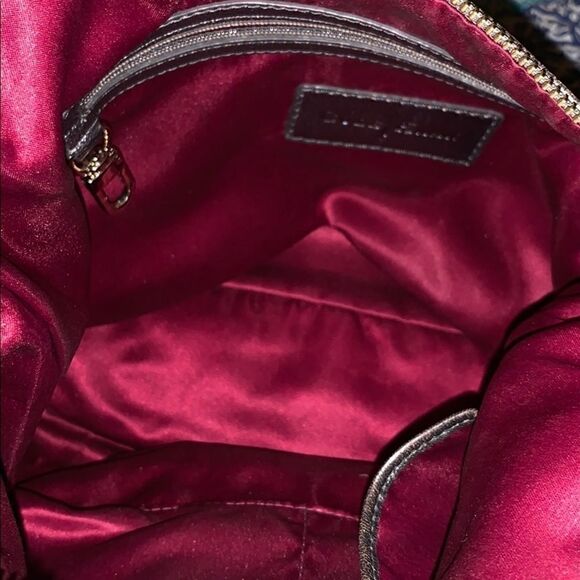 Like new Cole Haan handbag - Picture 6 of 8